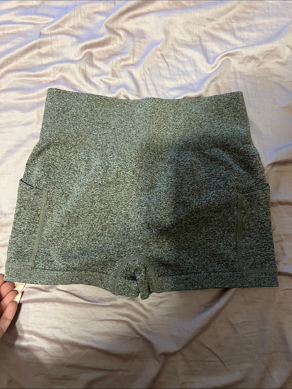 High-Waist Seamless Performance Shorts in Olive